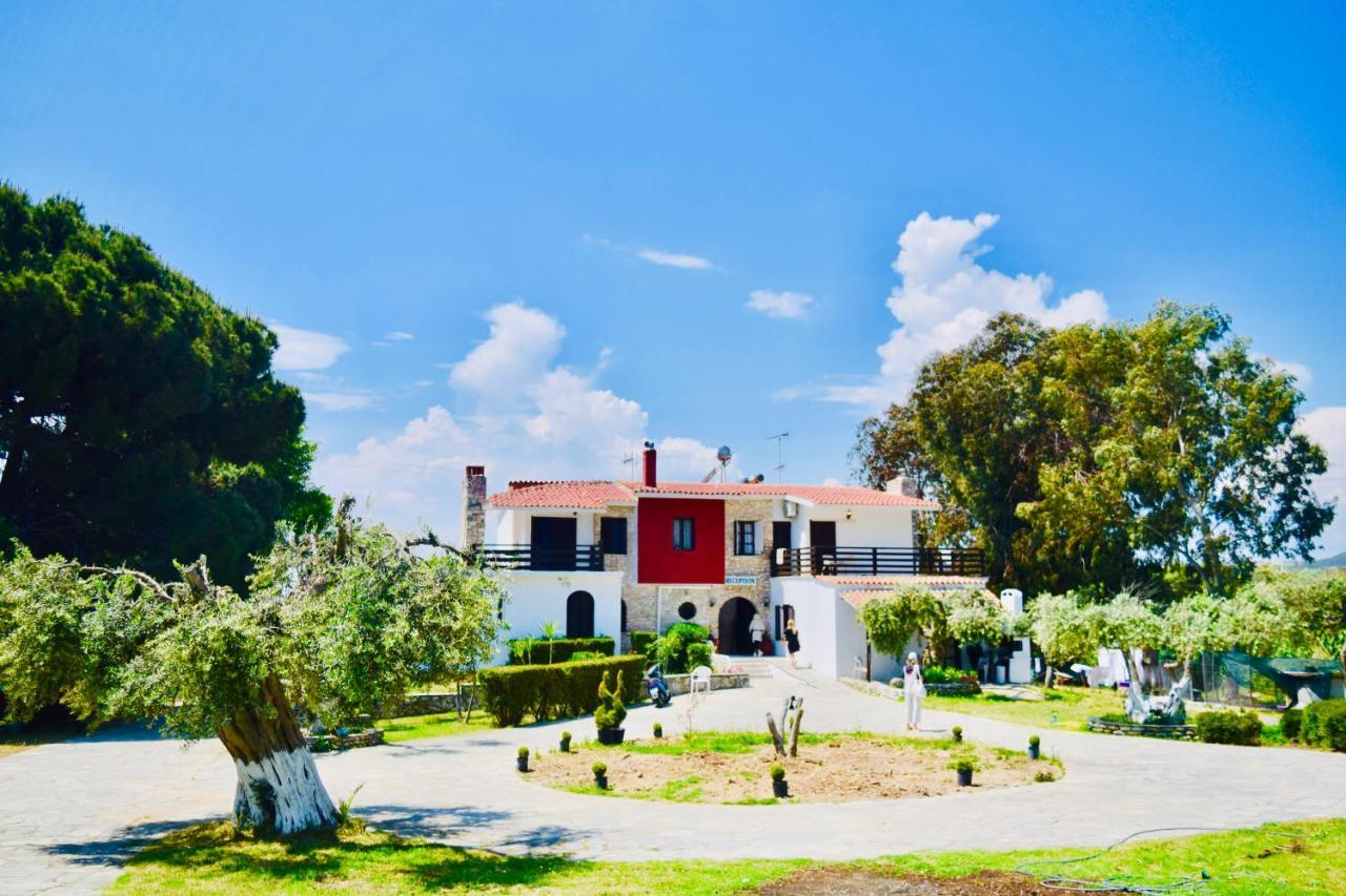 Hotel Kari Ouranoupoli Exterior photo